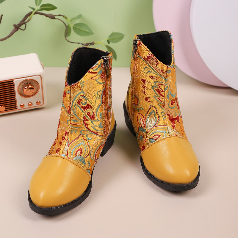 Kids Princess Boots Chinese Et - Kids Ethnic Fashion reseña y precio